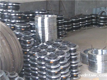 橡胶接头是如何保障管道的安稳运行的